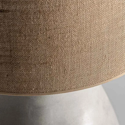 Lámpara de terracota y yute