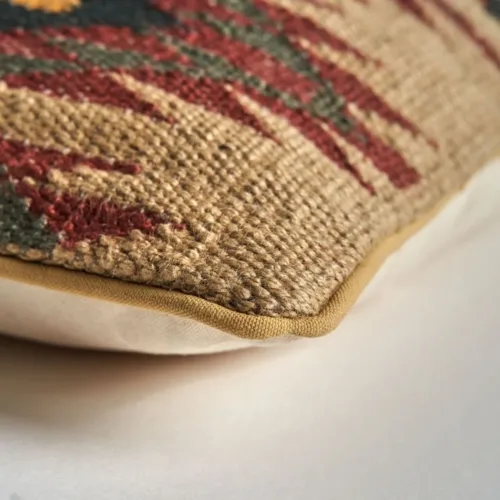 cojín kilim de yute étnico