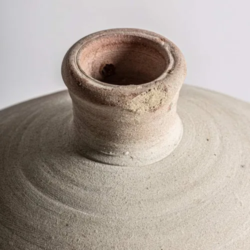 Jarrón de arcilla Kansara