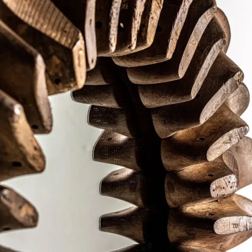 Espejo Roth de madera de mango