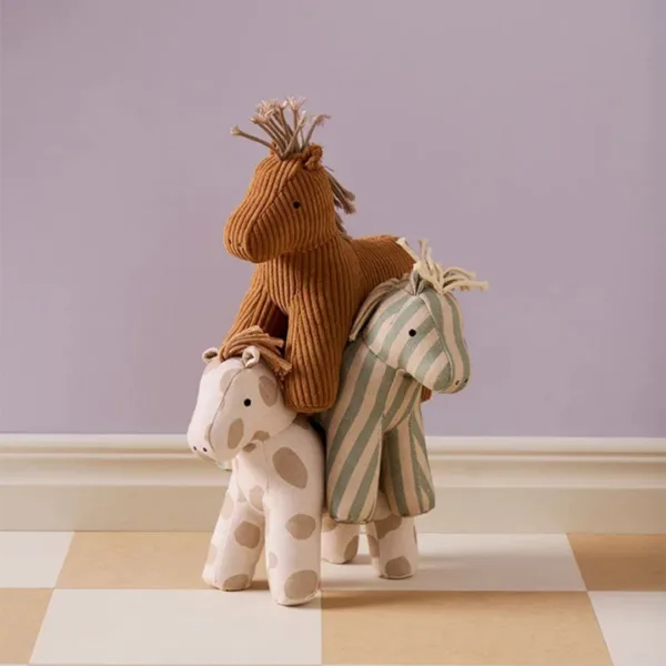 Caballo de peluche pequeño Sam - Imagen 6