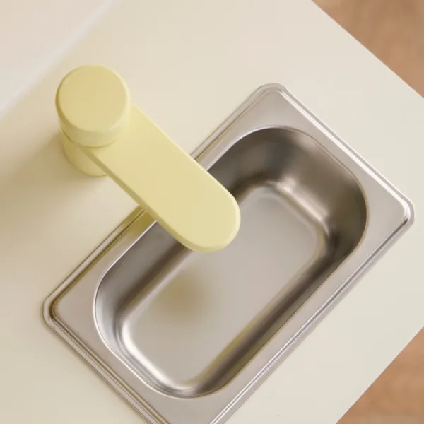 Cocinita de juguete de madera - Imagen 9