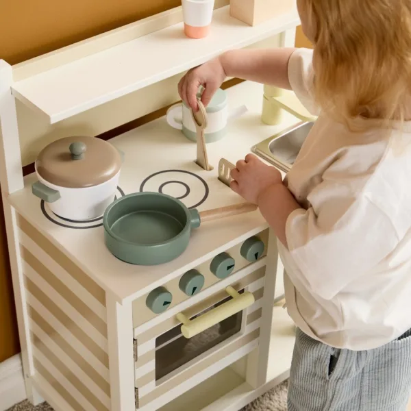 Cocinita de juguete de madera - Imagen 4