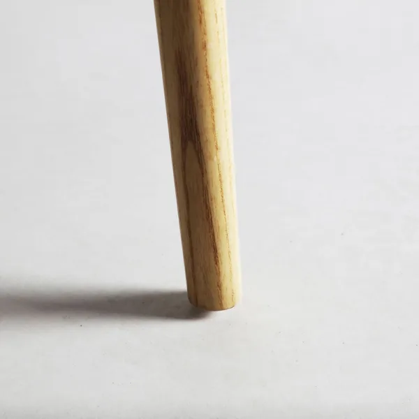 Silla Vikan de madera de olmo y lino - Imagen 3