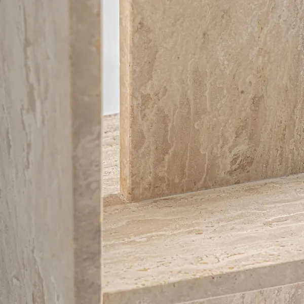 Mesa auxiliar Thiennes de travertino beige - Imagen 3