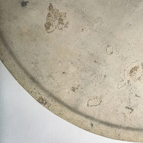 Aplique de piedra y hierro