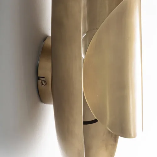 Aplique de hierro dorado grande