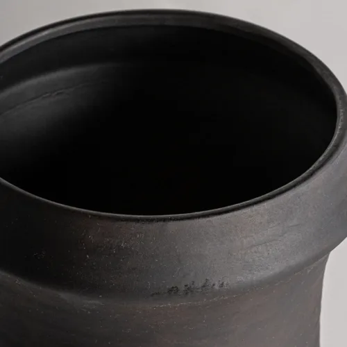 Jarrón Nohae de cerámica negro