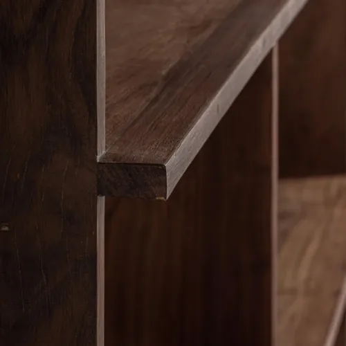 ESTANTE MODULAR de madera BRUTALIST