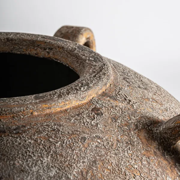 Ánfora Kalede de hormigón armado
