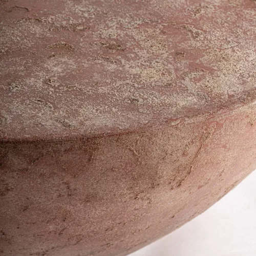 Mesa de centro Nashae de cemento color terracota