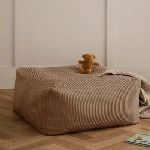 Puff marrón de pana infantil