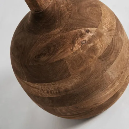 Lámpara de pie Glogow de madera de mango