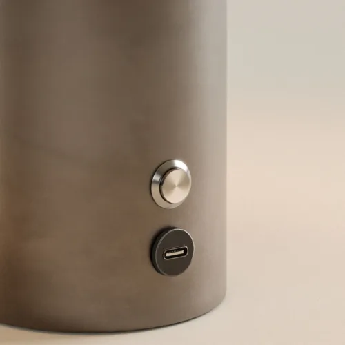 Lámpara portátil de metal y lino Auríe