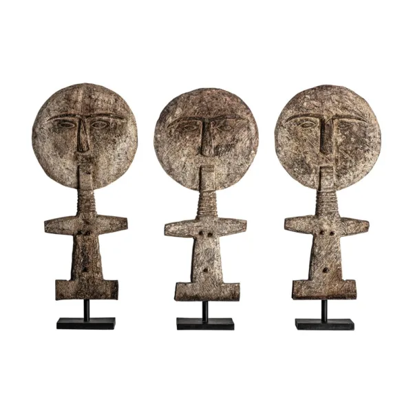 Figura decorativa de madera tropical marrón