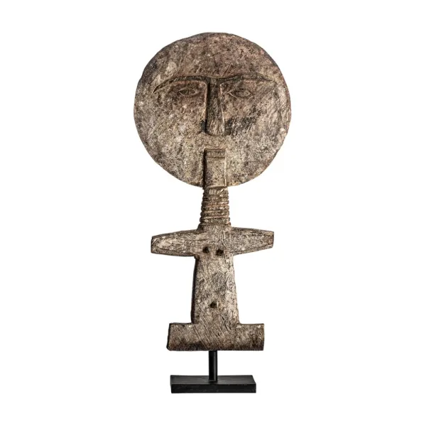 Figura decorativa de madera tropical marrón