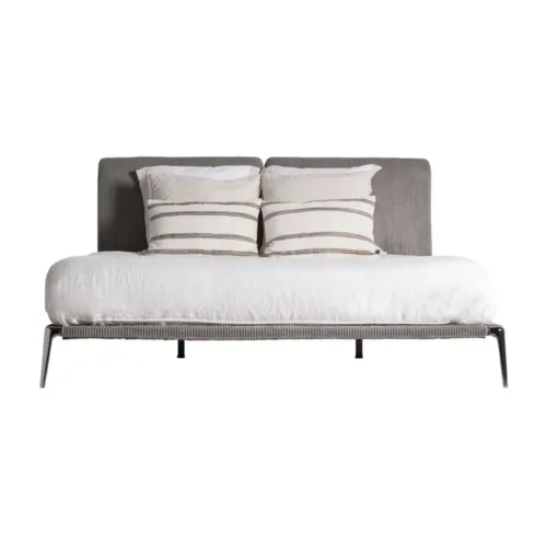 Cama Berlin de pana gris y patas de acero inoxidable