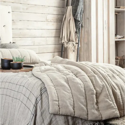 Pie de cama ASHTI de lino natural acolchado