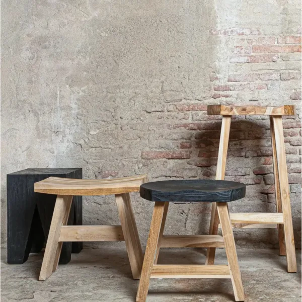 Taburete U de madera de teca