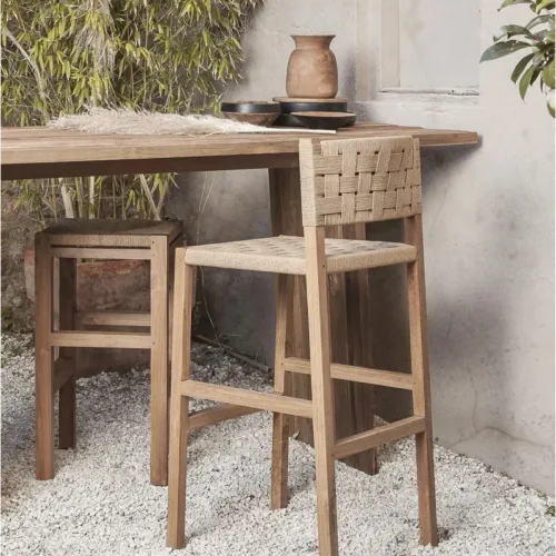 taburete de teca alto