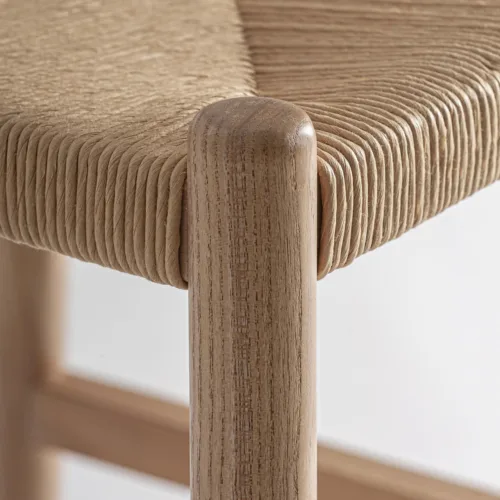 Taburete de madera de olmo y fibra natural Jaleha