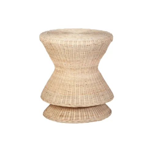 mesa auxiliar de ratán