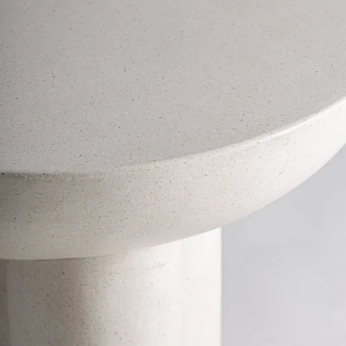 Mesa auxiliar de terrazo blanco roto