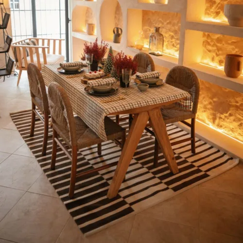 Silla de madera maciza de caoba y fibra natural