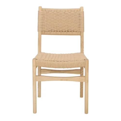 Silla de madera de olmo con fibra natural trenzada