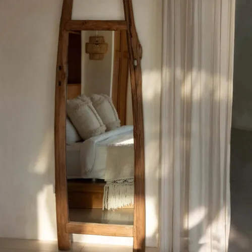 Espejo de pie Fabulook de teca reciclada natural 170 cm