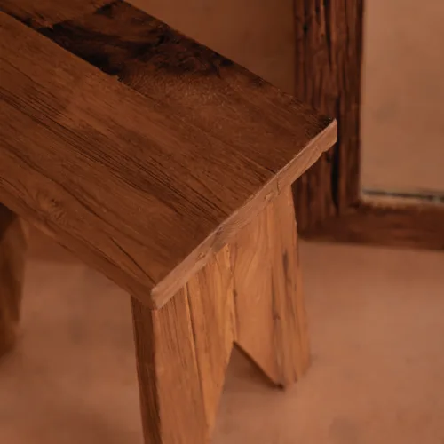 Taburete Siku de madera de teca natural 45 cm